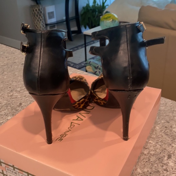 Wild Diva Lounge pumps. - Picture 3 of 7